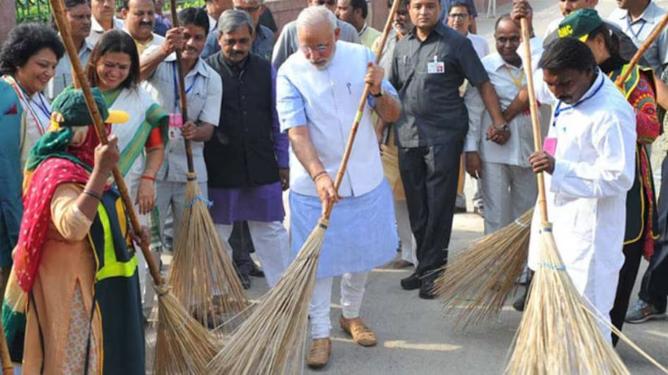स्वच्छ भारत अभियान, The widespread impact of this campaign has been seen across the country. Special attention is paid to cleanliness especially in central government offices, railway stations and public places. Since 2014, the Government of India, in partnership with UNICEF, has made significant progress in reaching the goal of becoming open defecation free.