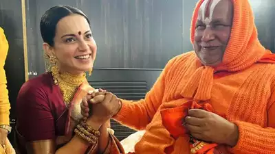 Upon her arrival in Ayodhya, Kangana Ranaut partakes in a yagna ceremony…….