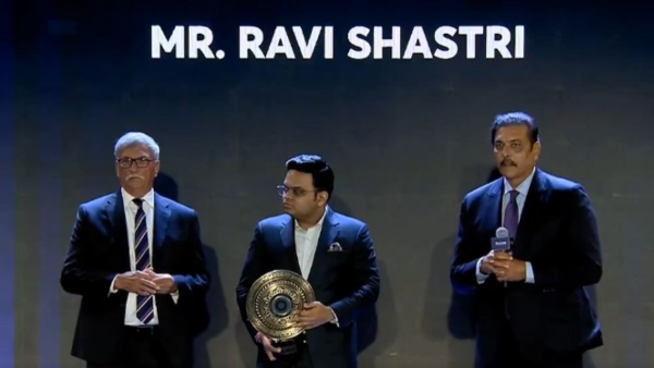 Ravi Shastri expresses deep emotions upon being honored with the BCCI Lifetime Achievement Award, with the victory at the Gabba Test serving as a delightful addition……